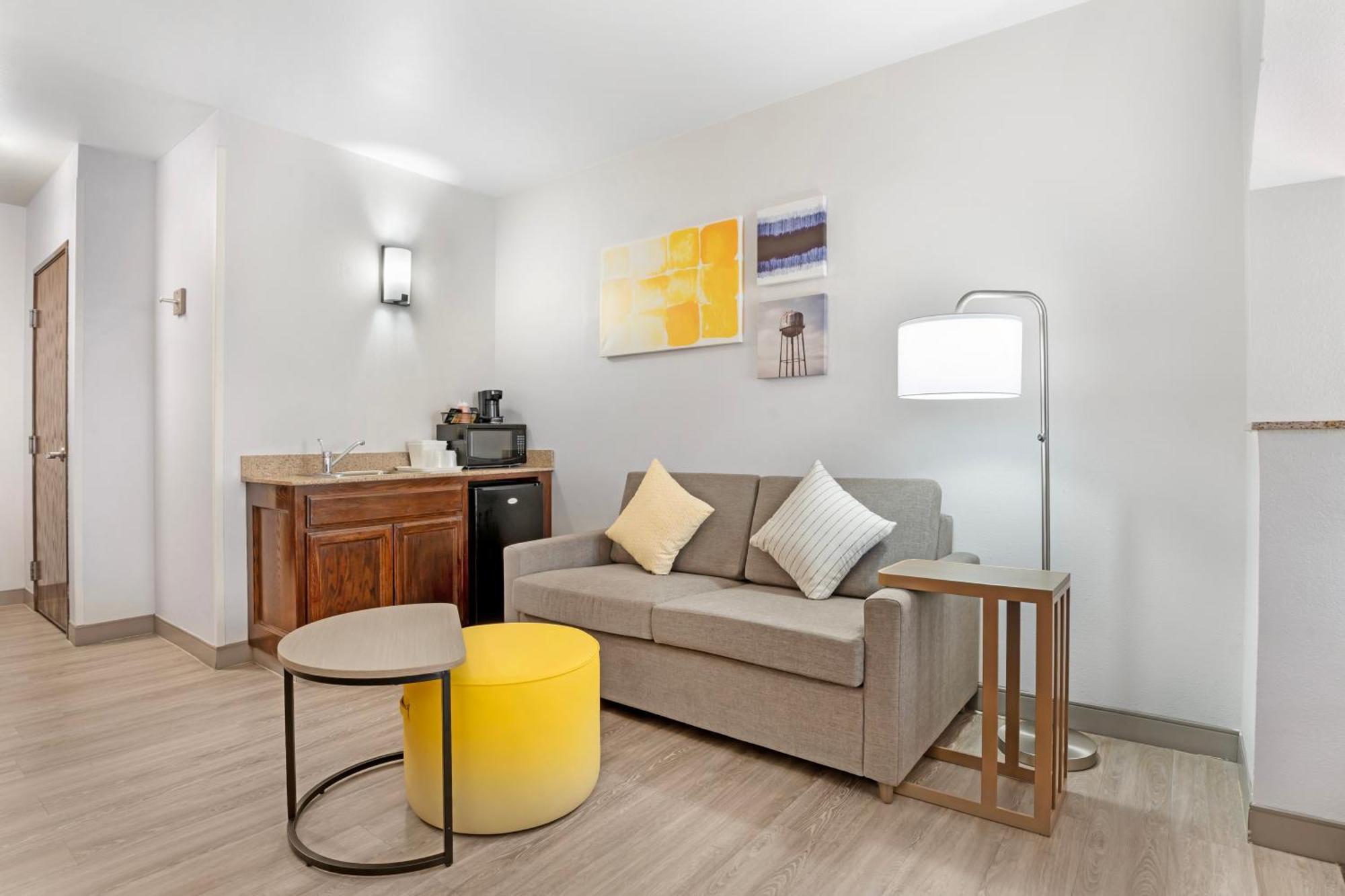 Hotel Comfort & - Area